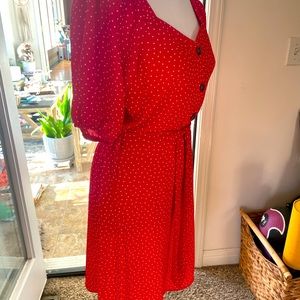 The perfect polka dot dress!